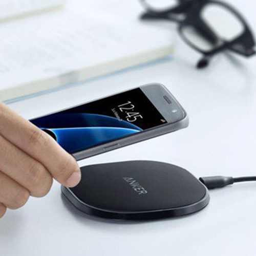 Điện Thoại OPPO F9 (64GB/4GB) 8 Đế sạc không dây Anker PowerPort QI 10W A2513 Đen (JU.069)