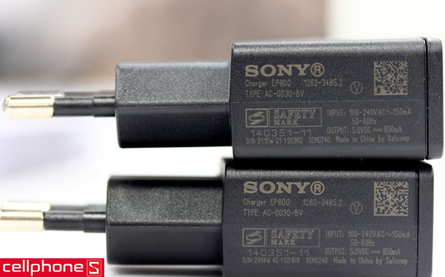 Sạc Sony chính hãng