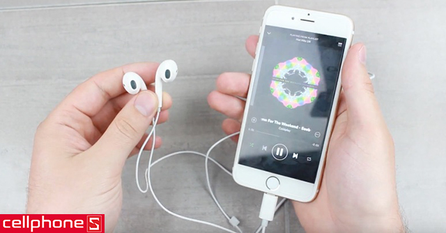 Tai nghe Apple EarPods Lightning