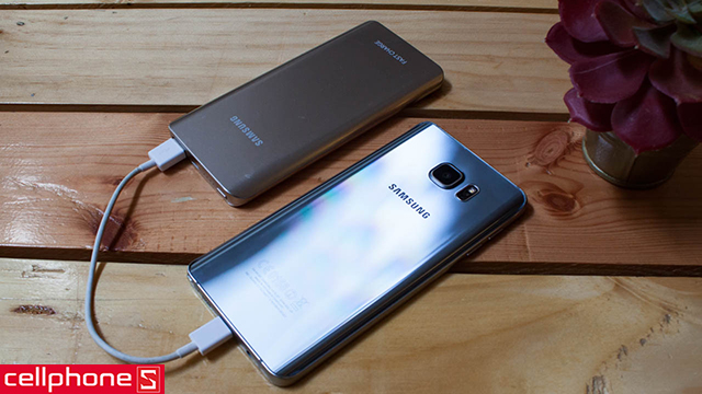 Pin dự phòng Samsung 5200 mAh