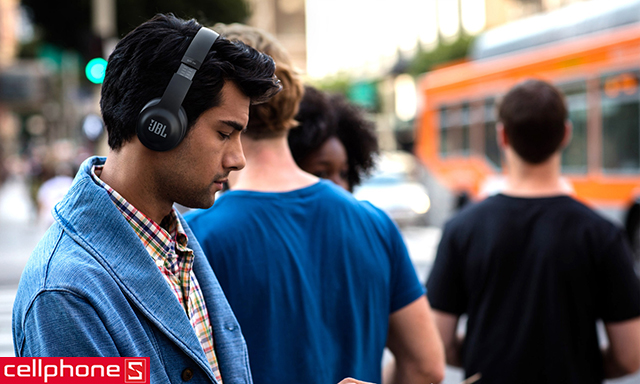 Tai nghe Bluetooth JBL Everest 300