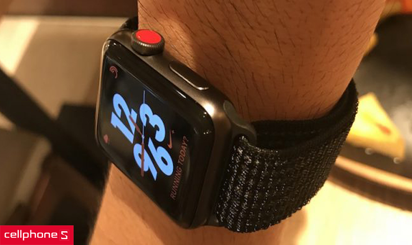 Apple Watch Series 3 38mm (4G)