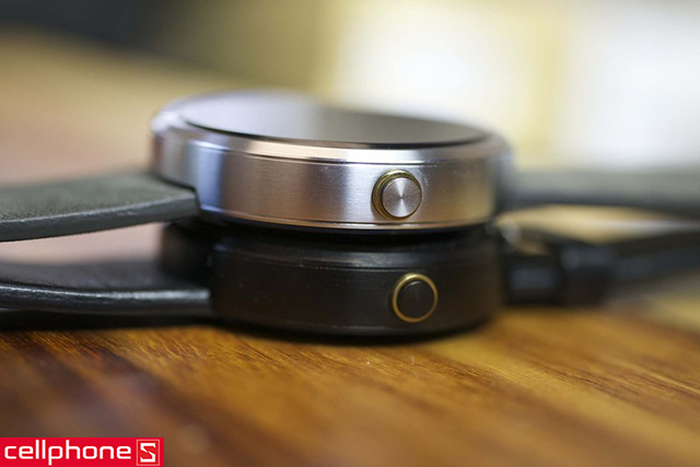Đồng hồ thông minh Motorola Moto 360