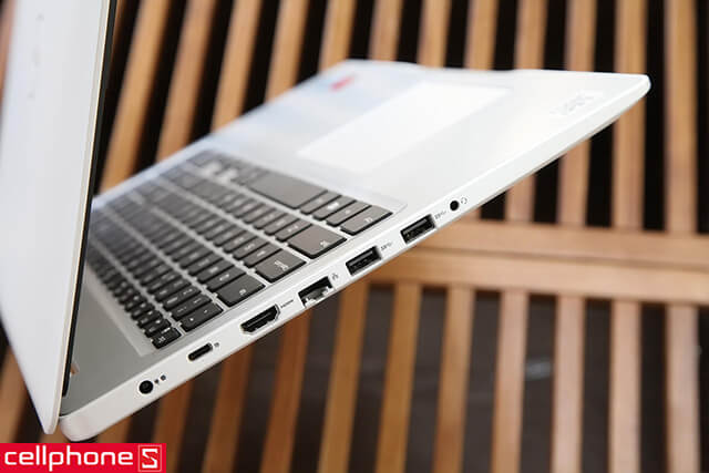 Dell Inspiron 15 5570 70146442