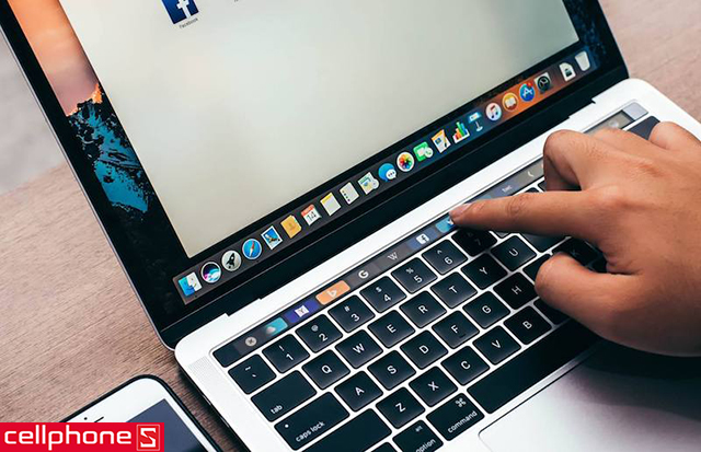Apple MacBook Pro 13 inch Touch Bar 256GB MLVP2, năm 2016, nhập khẩu