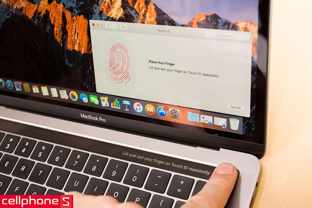 Apple MacBook Pro 13 inch Touch Bar 512GB MR9V2 (2018)