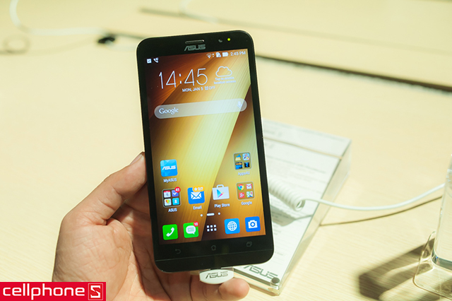 ASUS ZenFone 2 ZE551ML 32GB 4GB RAM-White