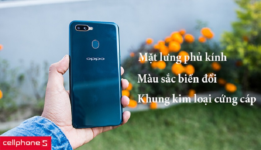 mặt lưng phủ kính, màu sắc biến đổi, khung kim loại cứng cáp