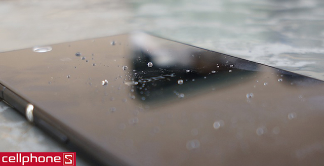 Sony Xperia Z Ultra au KDDI SOL24 nhập khẩu