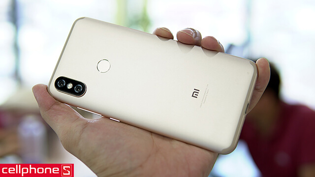 Điện Thoại Xiaomi Mi A2
