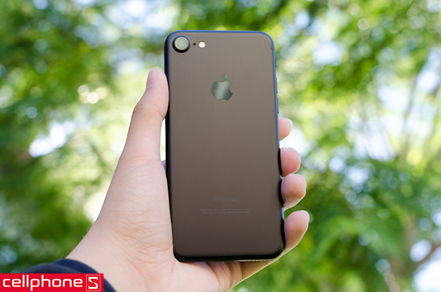 Apple iPhone 7 nhập khẩu 32GB cũ, mới 99%