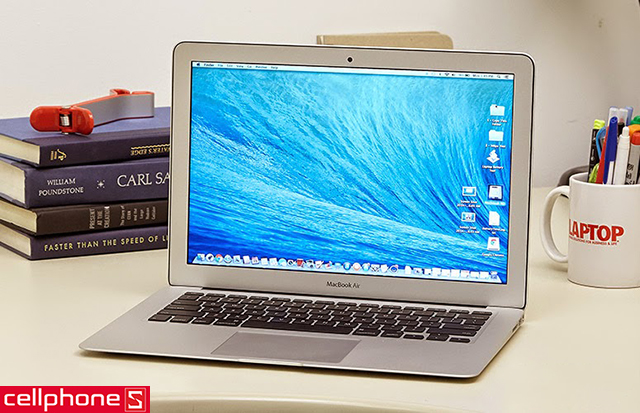 Apple MacBook Air 13 inch MD760 cũ
