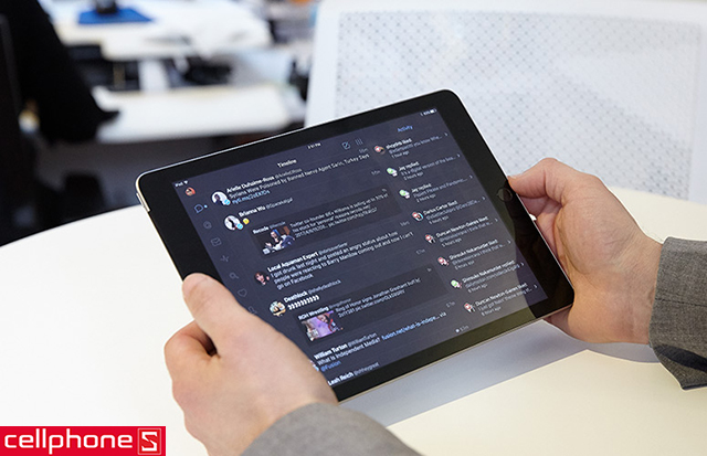 Apple iPad 9.7 Wi-Fi 32GB nhập khẩu