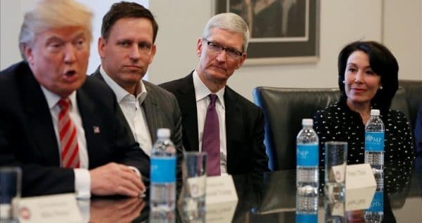Sforum - Trang thông tin công nghệ mới nhất 8XIN6-600x318 Cố vấn công nghệ của Donald Trump: "Apple đã hết thời!" Sforum - Trang thông tin công nghệ mới nhất 8XIN6-600x318 Cố vấn công nghệ của Donald Trump: "Apple đã hết thời!"