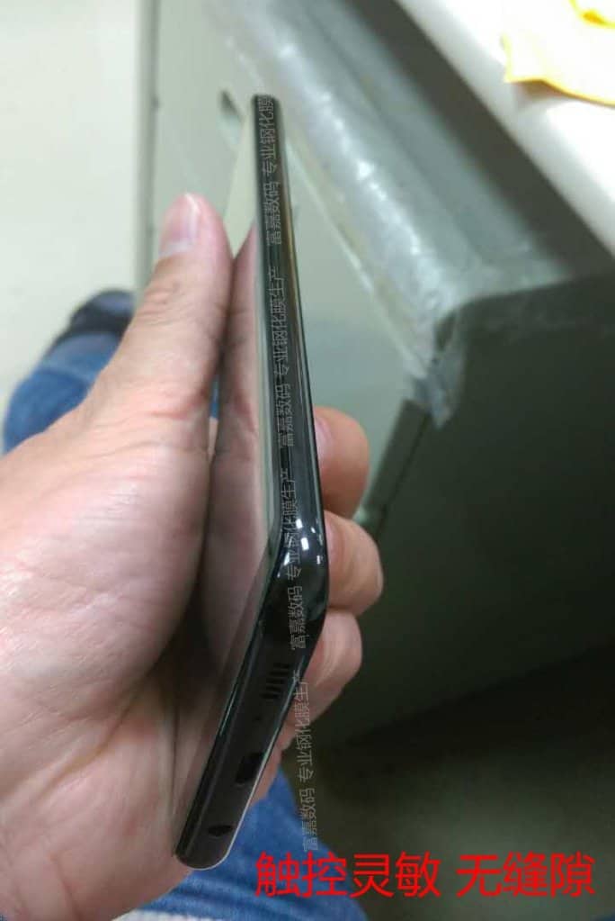 Sforum - Trang thông tin công nghệ mới nhất Galaxy-S8-real-img-4 Galaxy S8 lộ ảnh thực tế với viền màn hình siêu mỏng, phím điều hướng trong màn hình Sforum - Trang thông tin công nghệ mới nhất Galaxy-S8-real-img-4 Galaxy S8 lộ ảnh thực tế với viền màn hình siêu mỏng, phím điều hướng trong màn hình