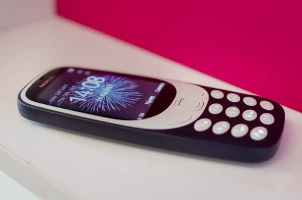 Sforum - Trang thông tin công nghệ mới nhất Nokia-3310-6-600x397 "Huyền thoại" Nokia 3310 mới sẽ có giá 1.5-1.8 triệu đồng khi về Việt Nam Sforum - Trang thông tin công nghệ mới nhất Nokia-3310-6-600x397 "Huyền thoại" Nokia 3310 mới sẽ có giá 1.5-1.8 triệu đồng khi về Việt Nam