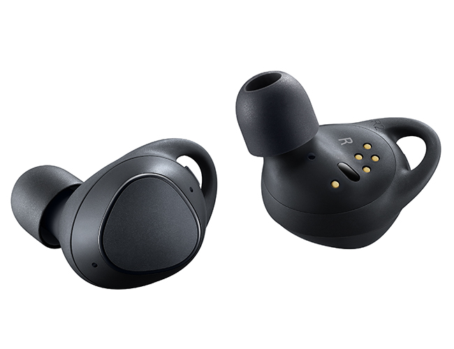 Sforum - Trang thông tin công nghệ mới nhất Samsung-Gear-IconX-2018-2 Gear IconX mới của Samsung đã khắc phục được vấn đề lớn nhất ở thế hệ đầu tiên Sforum - Trang thông tin công nghệ mới nhất Samsung-Gear-IconX-2018-2 Gear IconX mới của Samsung đã khắc phục được vấn đề lớn nhất ở thế hệ đầu tiên