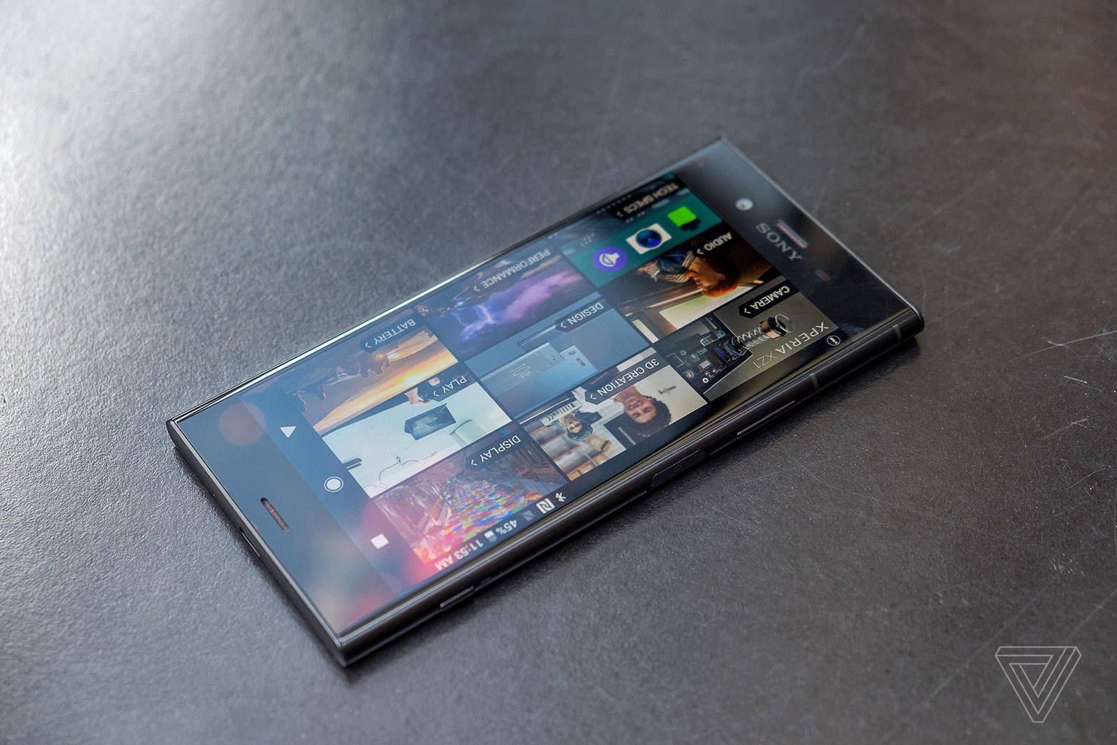 Sforum - Trang thông tin công nghệ mới nhất Sony-XZ1 Sony chính thức ra mắt Xperia XZ1: thiết kế cũ, nhưng nhiều tính năng mới Sforum - Trang thông tin công nghệ mới nhất Sony-XZ1 Sony chính thức ra mắt Xperia XZ1: thiết kế cũ, nhưng nhiều tính năng mới