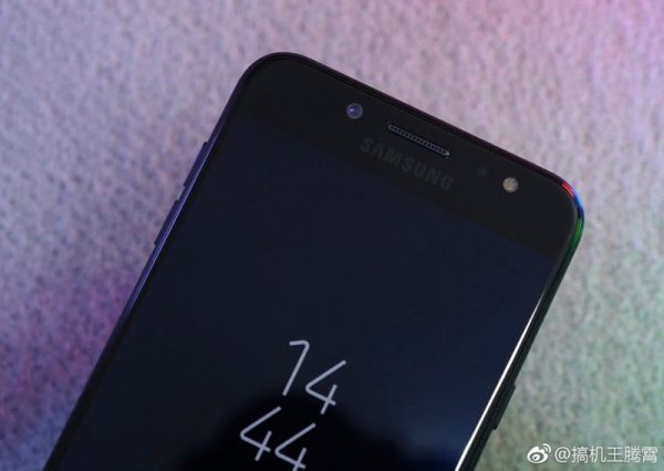 Sforum - Trang thông tin công nghệ mới nhất galaxy-j7-7-600x426 Trên tay Galaxy J7+: Camera kép xóa phông như Note8, selfie 16MP, RAM 4GB, pin 3000mAh Sforum - Trang thông tin công nghệ mới nhất galaxy-j7-7-600x426 Trên tay Galaxy J7+: Camera kép xóa phông như Note8, selfie 16MP, RAM 4GB, pin 3000mAh