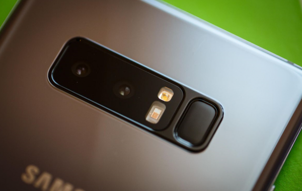 Sforum - Trang thông tin công nghệ mới nhất n2-600x379 Galaxy Note 8 chính thức: Màn hình 6.3 inch, camera kép hỗ trợ zoom quang và xóa phông, pin 3300mAh Sforum - Trang thông tin công nghệ mới nhất n2-600x379 Galaxy Note 8 chính thức: Màn hình 6.3 inch, camera kép hỗ trợ zoom quang và xóa phông, pin 3300mAh
