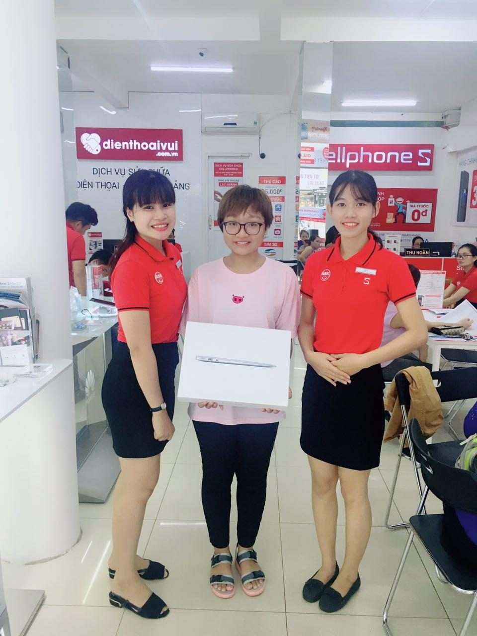 Sforum - Trang thông tin công nghệ mới nhất photo_2017-08-30_14-26-13-e1504078277656 Macbook lên kệ CellphoneS, Giá tốt nhất - Bảo hành an tâm Sforum - Trang thông tin công nghệ mới nhất photo_2017-08-30_14-26-13-e1504078277656 Macbook lên kệ CellphoneS, Giá tốt nhất - Bảo hành an tâm