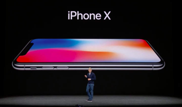 Sforum - Trang thông tin công nghệ mới nhất 1505252364_338_the-iphone-x-is-here iPhone X: Cứ 10 chiếc sản xuất ra thì bỏ đi 9 Sforum - Trang thông tin công nghệ mới nhất 1505252364_338_the-iphone-x-is-here iPhone X: Cứ 10 chiếc sản xuất ra thì bỏ đi 9