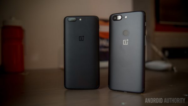 Sforum - Trang thông tin công nghệ mới nhất oneplus-5t-vs-oneplus-5-quick-look-aa-3-of-22-840x473-600x338 So sánh OnePlus 5T và OnePlus 5: Có điểm gì khác biệt? Sforum - Trang thông tin công nghệ mới nhất oneplus-5t-vs-oneplus-5-quick-look-aa-3-of-22-840x473-600x338 So sánh OnePlus 5T và OnePlus 5: Có điểm gì khác biệt?