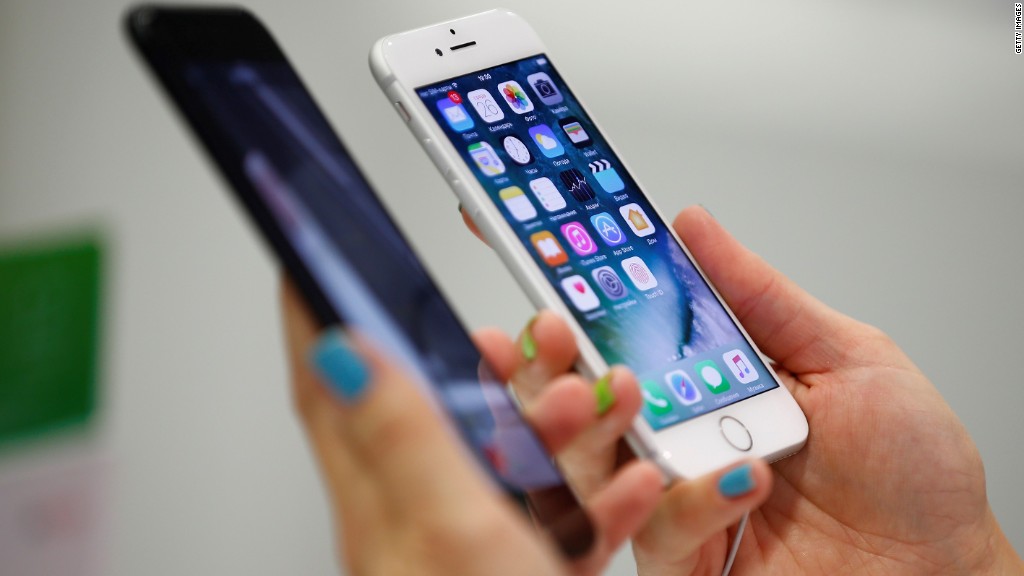 Apple gặp phải scandal cố tình làm chậm các thiết bị iPhone đời cũ trong tuần qua