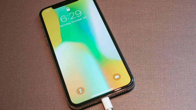 Sforum - Trang thông tin công nghệ mới nhất iphone-x-charging-01 Nhu cầu linh kiện iPhone X sẽ giảm xuống do năng suất được cải thiện Sforum - Trang thông tin công nghệ mới nhất iphone-x-charging-01 Nhu cầu linh kiện iPhone X sẽ giảm xuống do năng suất được cải thiện