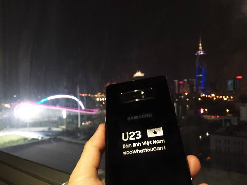 Sforum - Trang thông tin công nghệ mới nhất 27292675_1540384286082113_1765296385_n Samsung tặng Galaxy Note8 bản đặc biệt cho thành viên tuyển U23 Việt Nam Sforum - Trang thông tin công nghệ mới nhất 27292675_1540384286082113_1765296385_n Samsung tặng Galaxy Note8 bản đặc biệt cho thành viên tuyển U23 Việt Nam