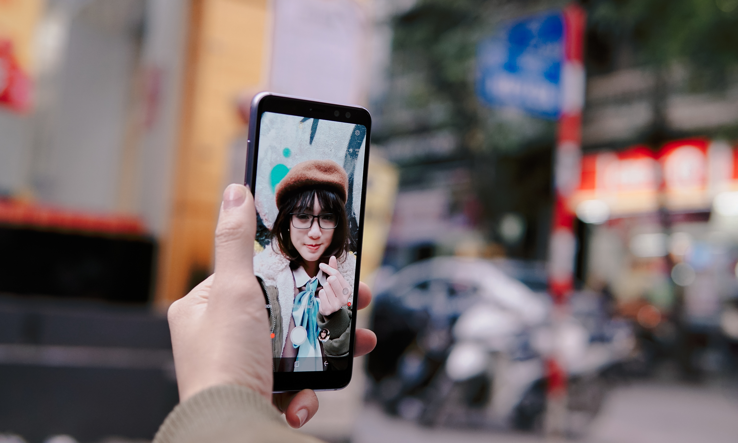 Sforum - Trang thông tin công nghệ mới nhất DSC7428 Dạo phố mùa đông cùng Galaxy A8 màu tím bạc Sforum - Trang thông tin công nghệ mới nhất DSC7428 Dạo phố mùa đông cùng Galaxy A8 màu tím bạc