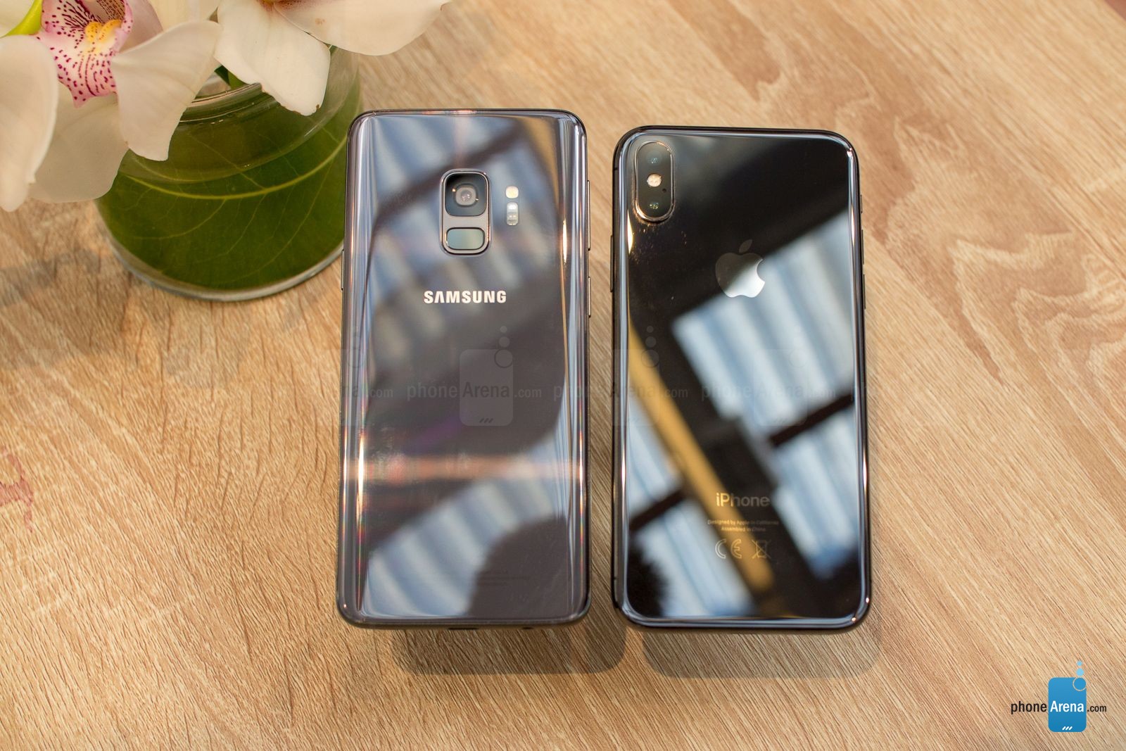 S9 có chiều dài nhỉnh hơn iPhone X
