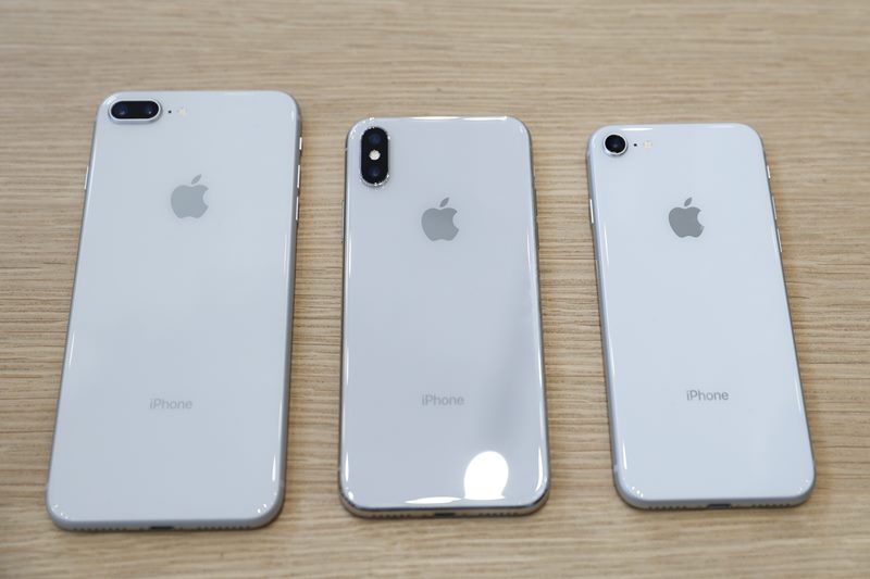 iPhone 8, iPhone 8 Plus, iPhone X được trang bị phần cứng để giải quyết các vấn đề về pin.