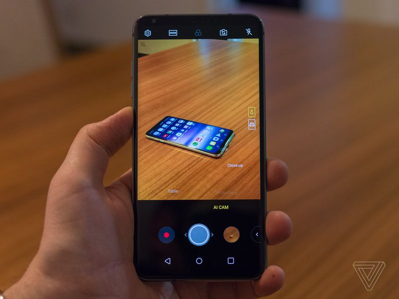 Trên tay LG V30S ThinQ bình cũ rượu mới !