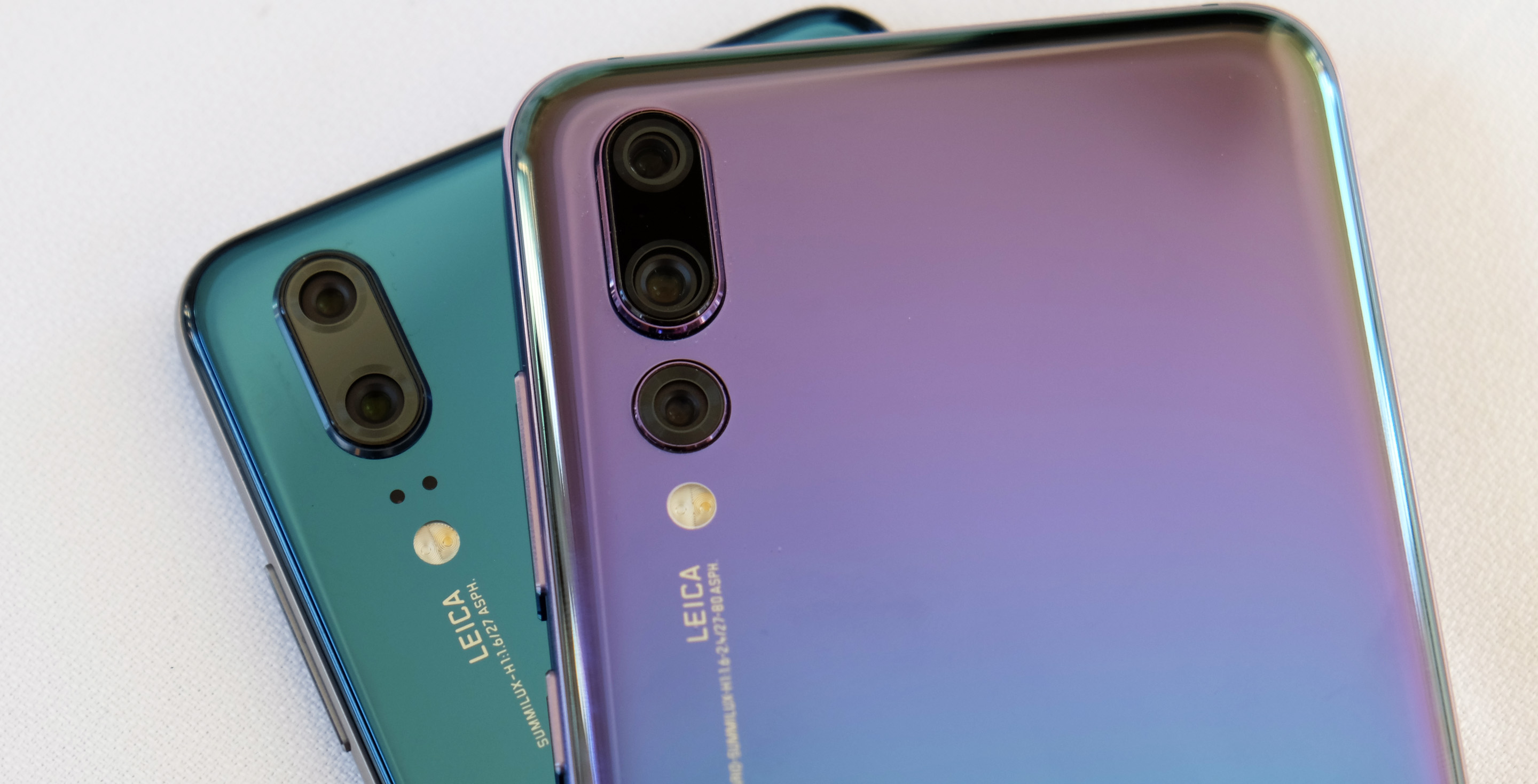 Sforum - Trang thông tin công nghệ mới nhất Huawei-P20-P20-Pro-main Huawei P20 và P20 Pro chính thức trình làng: thiết kế tai thỏ, camera 3 ống kính, giá từ 19 triệu đồng Sforum - Trang thông tin công nghệ mới nhất Huawei-P20-P20-Pro-main Huawei P20 và P20 Pro chính thức trình làng: thiết kế tai thỏ, camera 3 ống kính, giá từ 19 triệu đồng