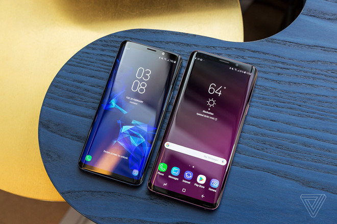 Sforum - Trang thông tin công nghệ mới nhất jbareham_180220_2271_0236 Mua Galaxy S9 tại Mỹ, người dùng được tặng miễn phí thêm một chiếc Sforum - Trang thông tin công nghệ mới nhất jbareham_180220_2271_0236 Mua Galaxy S9 tại Mỹ, người dùng được tặng miễn phí thêm một chiếc