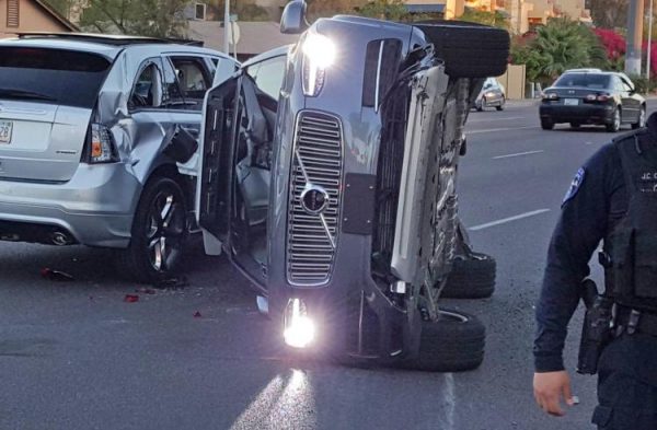 Sforum - Trang thông tin công nghệ mới nhất uber-volvo-xc90-flipped-mark-beach-fresno-news-twitter-600x393 Xe tự hành của Uber đâm chết một người phụ nữ tại Arizona Sforum - Trang thông tin công nghệ mới nhất uber-volvo-xc90-flipped-mark-beach-fresno-news-twitter-600x393 Xe tự hành của Uber đâm chết một người phụ nữ tại Arizona