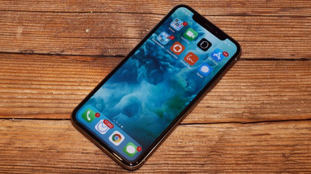 Sforum - Trang thông tin công nghệ mới nhất 1767266 iPhone 2018 có thể sẽ còn đắt hơn cả iPhone X? Sforum - Trang thông tin công nghệ mới nhất 1767266 iPhone 2018 có thể sẽ còn đắt hơn cả iPhone X?