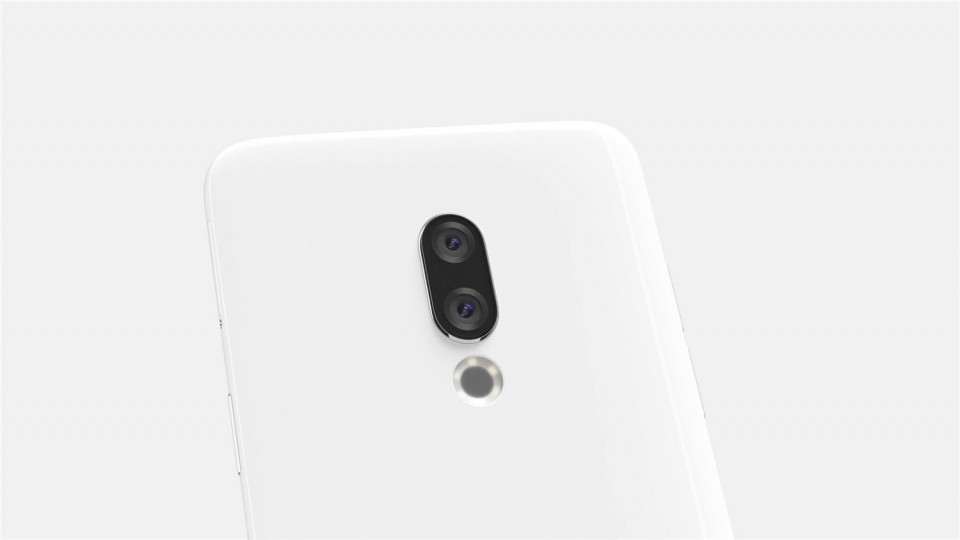 Camera kép 12MP/20MP với ống kính góc rộng được đặt ở mặt sau