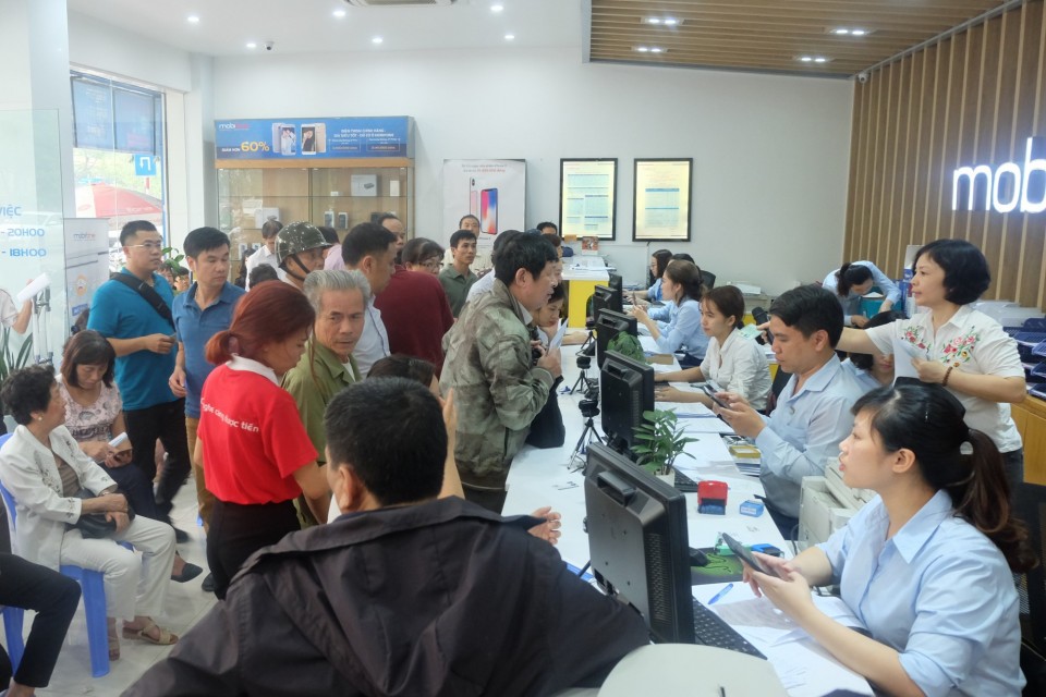 Sforum - Trang thông tin công nghệ mới nhất Mobifone-TTTB Mobifone thông báo cho phép người dùng bổ sung thông tin thuê bao sau ngày 24/4 Sforum - Trang thông tin công nghệ mới nhất Mobifone-TTTB Mobifone thông báo cho phép người dùng bổ sung thông tin thuê bao sau ngày 24/4