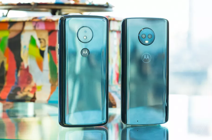 Motorola giới thiệu Moto G6 và E5 với màn hình dài và pin khủng