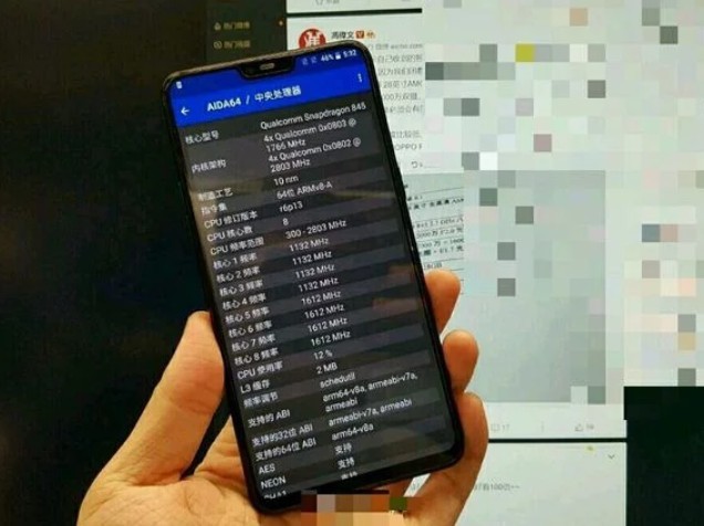 Sforum - Trang thông tin công nghệ mới nhất 1788897 OnePlus 6 thêm ảnh trên tay: Màn hình "tai thỏ", mặt lưng kính, vị trí camera được đặt lại Sforum - Trang thông tin công nghệ mới nhất 1788897 OnePlus 6 thêm ảnh trên tay: Màn hình "tai thỏ", mặt lưng kính, vị trí camera được đặt lại