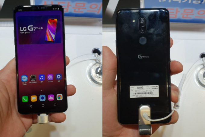 Sforum - Trang thông tin công nghệ mới nhất LG-G7-ThinQ-appears-in-new-hands-on-images-ahead-of-May-2-announcement LG G7 ThinQ lộ ảnh trên tay trước giờ G: Màn hình tai thỏ, camera kép, mặt lưng kính bóng loáng Sforum - Trang thông tin công nghệ mới nhất LG-G7-ThinQ-appears-in-new-hands-on-images-ahead-of-May-2-announcement LG G7 ThinQ lộ ảnh trên tay trước giờ G: Màn hình tai thỏ, camera kép, mặt lưng kính bóng loáng