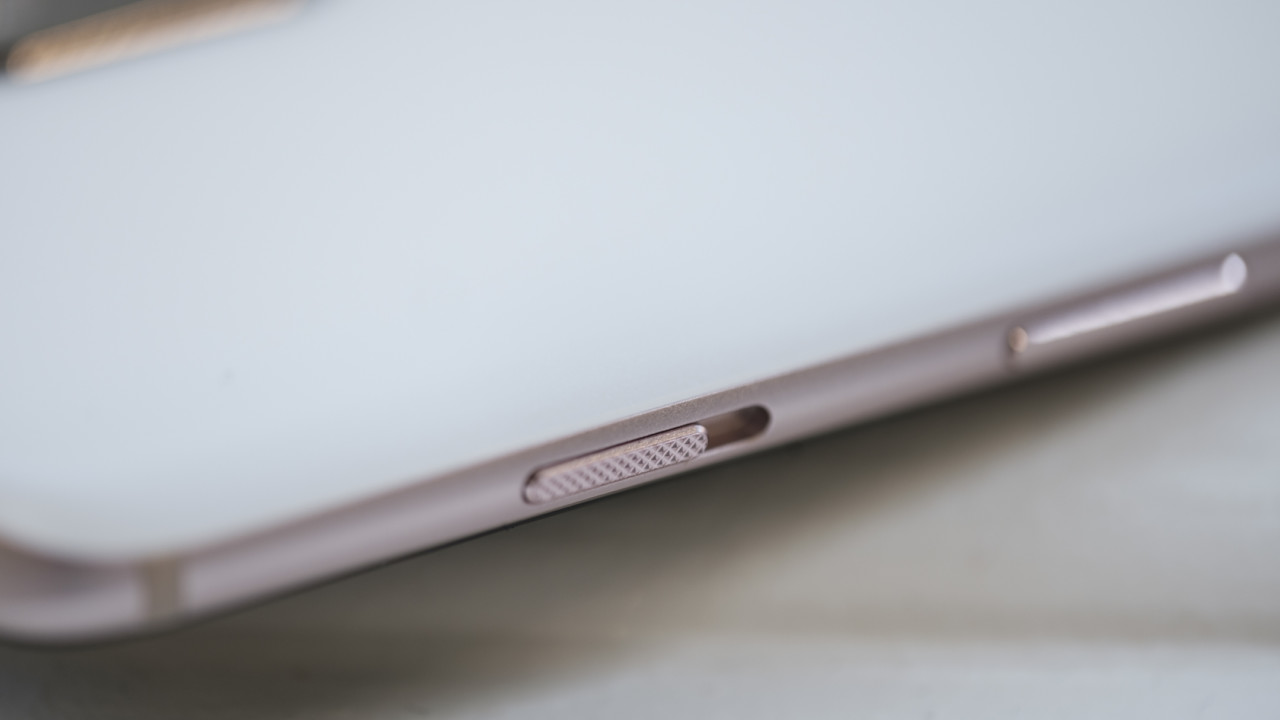 Sforum - Trang thông tin công nghệ mới nhất OnePlus-6-6-of-51-1280x720 Trên tay OnePlus 6: Thiết kế mặt kính sang trọng, màn hình "tai thỏ", cấu hình khủng, giá từ 12 triệu Sforum - Trang thông tin công nghệ mới nhất OnePlus-6-6-of-51-1280x720 Trên tay OnePlus 6: Thiết kế mặt kính sang trọng, màn hình "tai thỏ", cấu hình khủng, giá từ 12 triệu