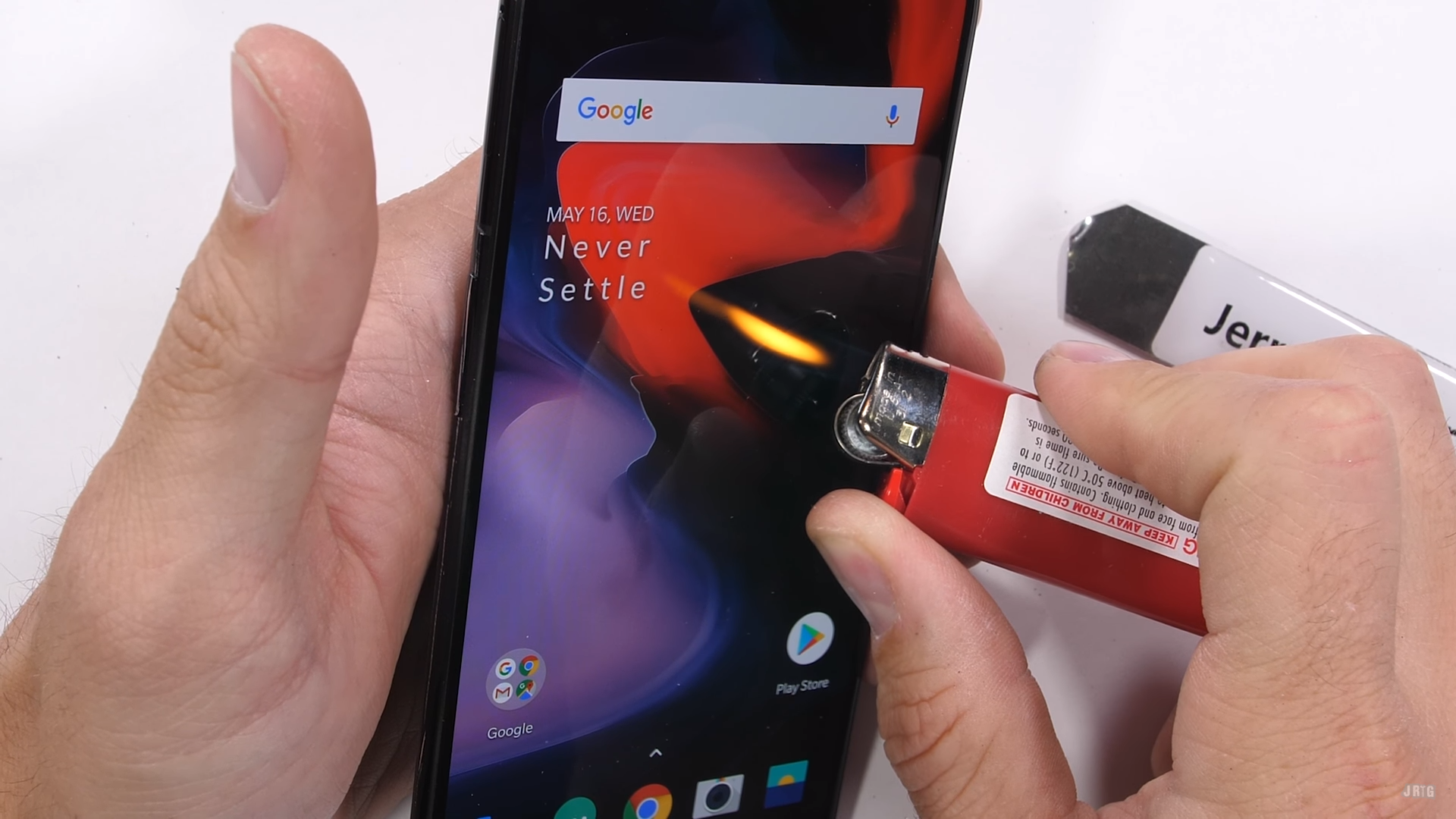 Sforum - Trang thông tin công nghệ mới nhất OnePlus-6_Burn Tra tấn OnePlus 6: Cào xước, đốt nóng và bẻ cong liệu có làm khó flagship mới nhất của OnePlus? Sforum - Trang thông tin công nghệ mới nhất OnePlus-6_Burn Tra tấn OnePlus 6: Cào xước, đốt nóng và bẻ cong liệu có làm khó flagship mới nhất của OnePlus?
