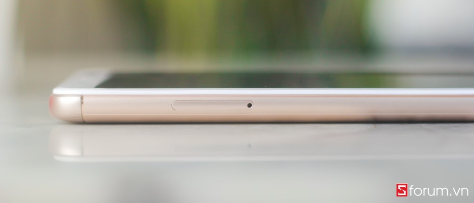 Sforum - Trang thông tin công nghệ mới nhất rmn5-10 Mở hộp và trên tay nhanh Xiaomi Redmi Note 5 chính hãng: Snapdragon 636, RAM 3GB, camera AI kép, giá từ 4.8 triệu Sforum - Trang thông tin công nghệ mới nhất rmn5-10 Mở hộp và trên tay nhanh Xiaomi Redmi Note 5 chính hãng: Snapdragon 636, RAM 3GB, camera AI kép, giá từ 4.8 triệu