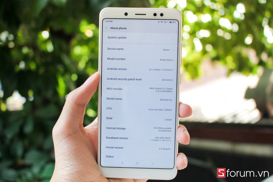 Sforum - Trang thông tin công nghệ mới nhất rmn5-19 Mở hộp và trên tay nhanh Xiaomi Redmi Note 5 chính hãng: Snapdragon 636, RAM 3GB, camera AI kép, giá từ 4.8 triệu Sforum - Trang thông tin công nghệ mới nhất rmn5-19 Mở hộp và trên tay nhanh Xiaomi Redmi Note 5 chính hãng: Snapdragon 636, RAM 3GB, camera AI kép, giá từ 4.8 triệu
