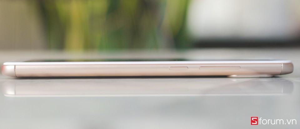 Sforum - Trang thông tin công nghệ mới nhất rmn5-8 Mở hộp và trên tay nhanh Xiaomi Redmi Note 5 chính hãng: Snapdragon 636, RAM 3GB, camera AI kép, giá từ 4.8 triệu Sforum - Trang thông tin công nghệ mới nhất rmn5-8 Mở hộp và trên tay nhanh Xiaomi Redmi Note 5 chính hãng: Snapdragon 636, RAM 3GB, camera AI kép, giá từ 4.8 triệu