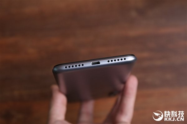 Sforum - Trang thông tin công nghệ mới nhất xiaomi-redmi-s2-6-1 Mở hộp và trên tay Xiaomi Redmi S2: Snapdragon 625, RAM 4GB, camera selfie AI, giá từ 3.6 triệu Sforum - Trang thông tin công nghệ mới nhất xiaomi-redmi-s2-6-1 Mở hộp và trên tay Xiaomi Redmi S2: Snapdragon 625, RAM 4GB, camera selfie AI, giá từ 3.6 triệu