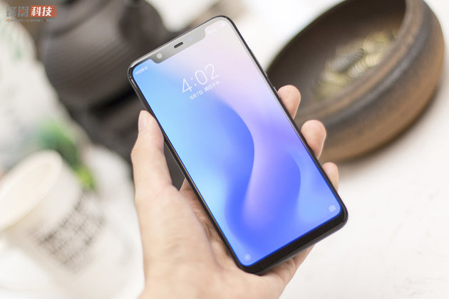 Sforum - Trang thông tin công nghệ mới nhất Mi-8-1 Xiaomi Mi 8 tiếp tục cháy hàng trong lần mở bán thứ 2 Sforum - Trang thông tin công nghệ mới nhất Mi-8-1 Xiaomi Mi 8 tiếp tục cháy hàng trong lần mở bán thứ 2